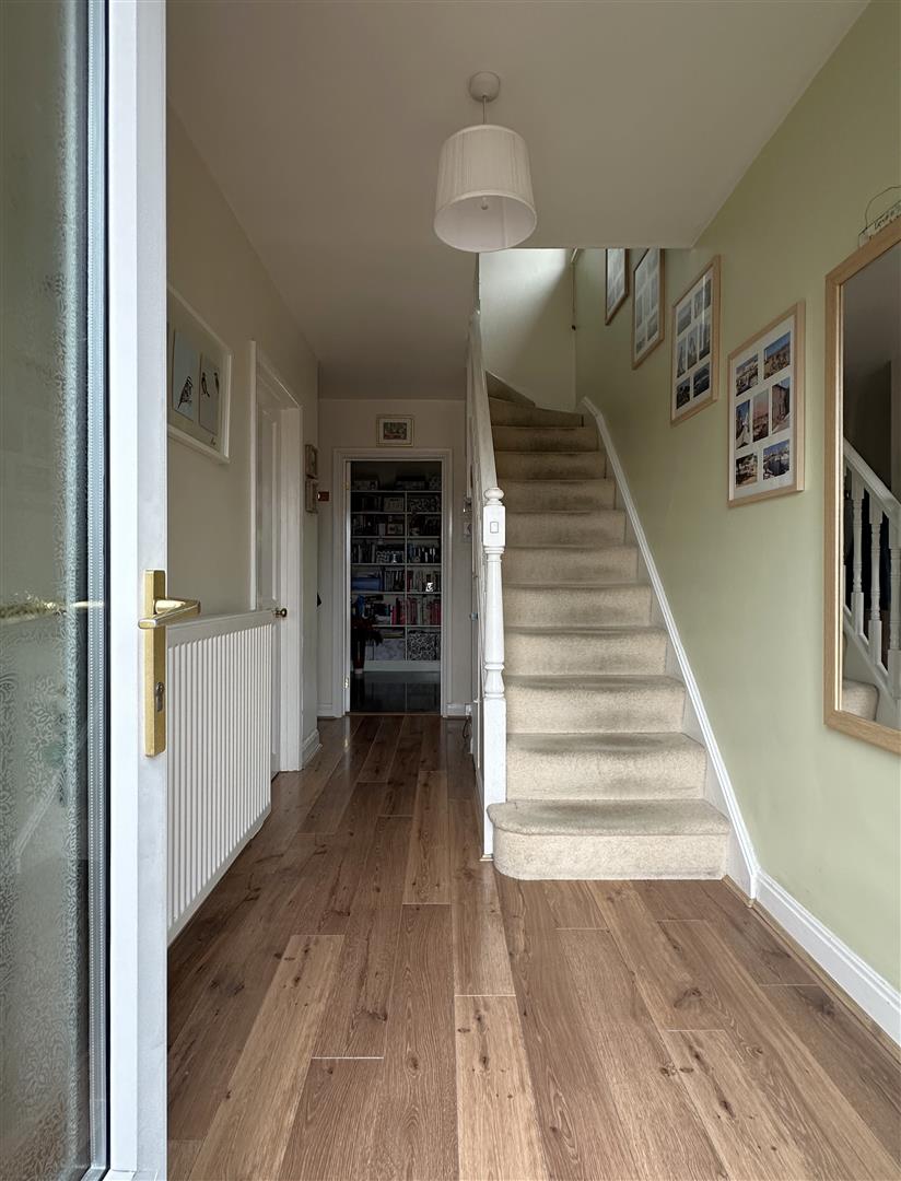 Orchard Crescent, Chippenham